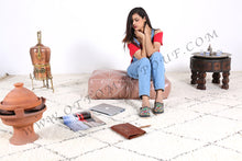 Load image into Gallery viewer, Ottoman contrasted Blue Pouf