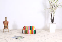 Load image into Gallery viewer, Pouf kilim