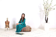 Load image into Gallery viewer, Vintage Kilim Pouf