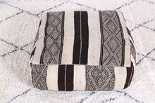 Load image into Gallery viewer, Moroccan decorative pillow