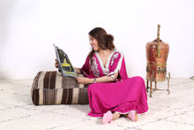 Load image into Gallery viewer, Moroccan kilim pouf