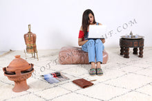 Load image into Gallery viewer, Ottoman contrasted Blue Pouf