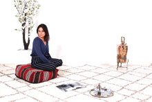 Load image into Gallery viewer, Floor cushion kilim pouf