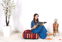 Load image into Gallery viewer, Berber Wool cushion