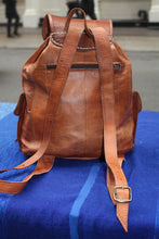 Load image into Gallery viewer, Classic Medium Traveller Backpack in Tan Caramel