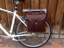 Load image into Gallery viewer, New York Leather Bicycle Saddle Bag