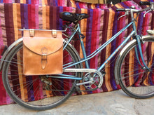 Load image into Gallery viewer, Leather Handmade Bicycle saddle Bag