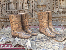 Load image into Gallery viewer, Genuine Snake Skin Handmade Boots