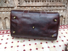 Load image into Gallery viewer, Doctor chocolate Leather Duffle Bag / Purse
